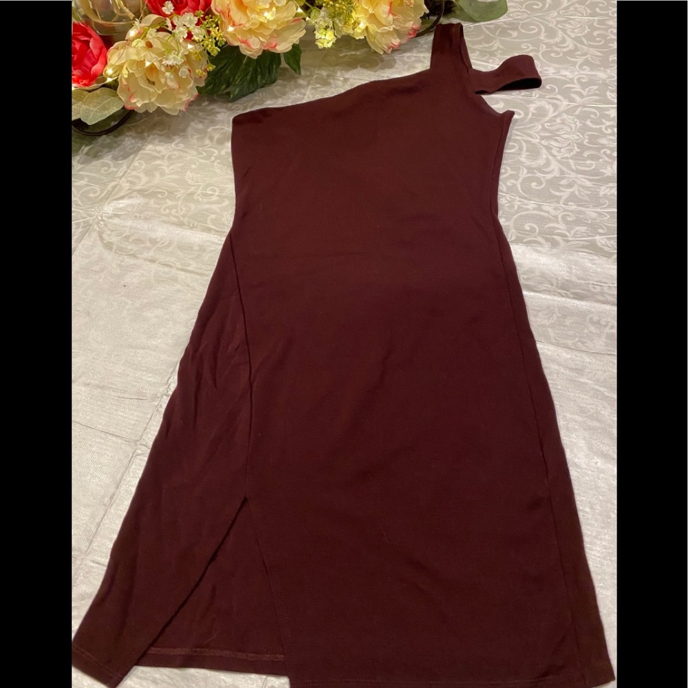 Forever 21 one cold shoulder S plum dress